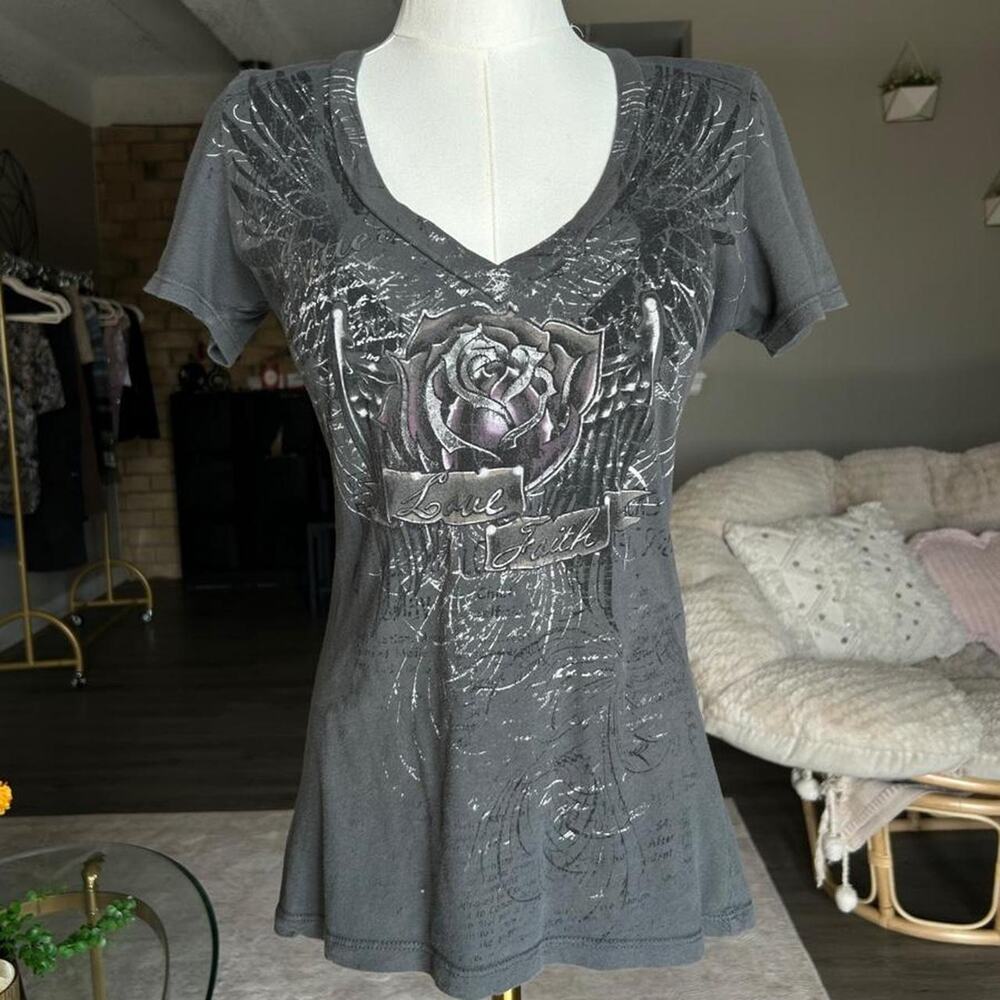 Gray brad butter v neck t shirt